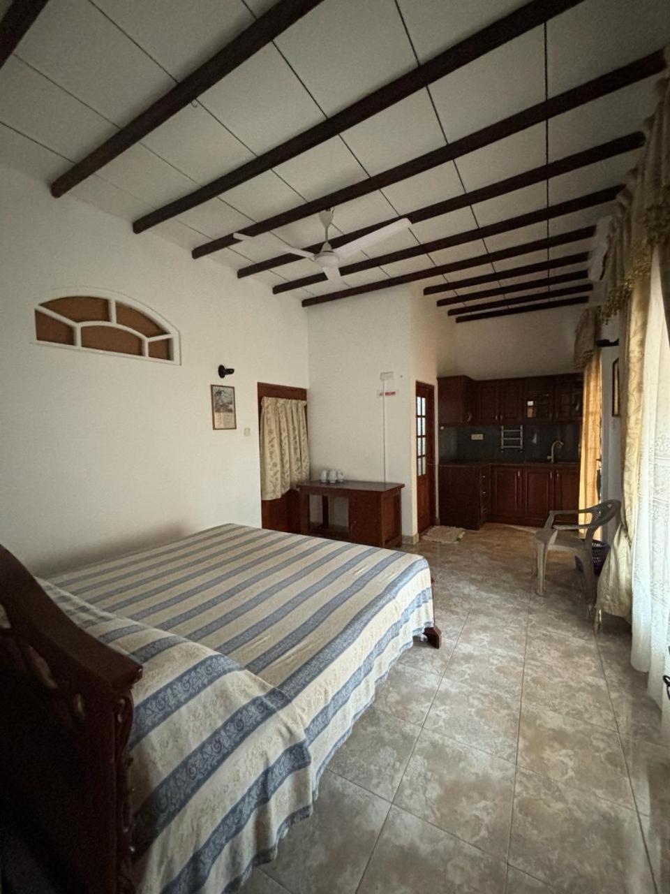 Village Inn Resort Negombo Habitación foto